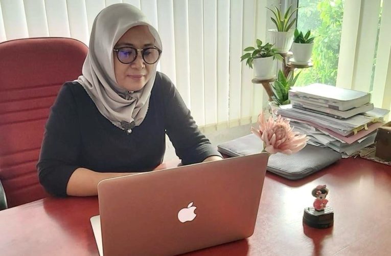 Uswatun Khasanah dan Suka Duka Menjadi Penilai