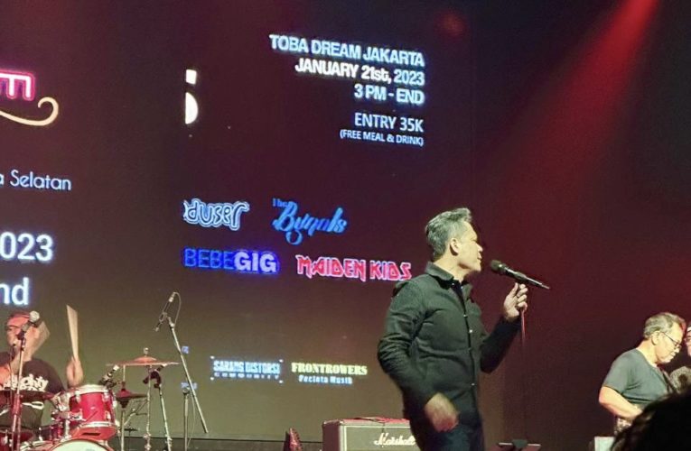 Ocky Rinaldy, Penilai yang Jadi Anak Band